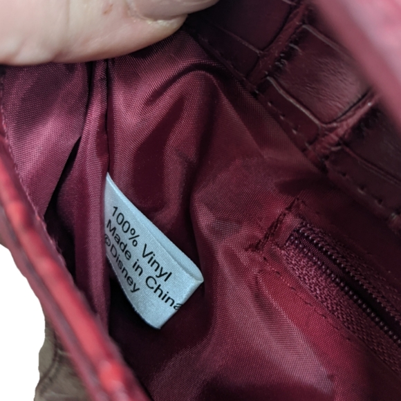 Disney Red Croc Embossed Shoulder Bag with ID Wallet ❤️ - Picture 3 of 13